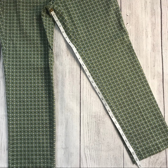 J. Jill Green Print Ankle Pants Size 8 - Picture 2 of 6